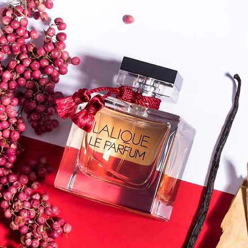 ادکلن زنانه لالیک قرمز